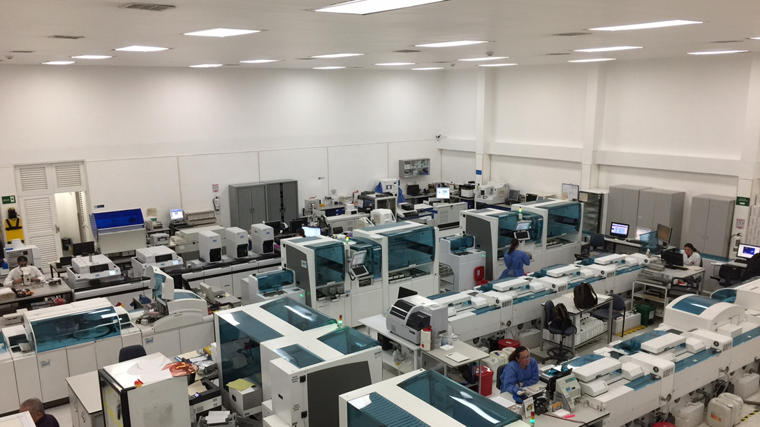 Laboratorio moderno gestionado con CogniTI